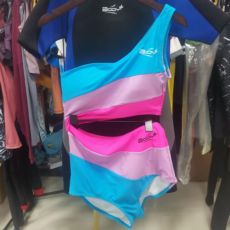 women swimsuits